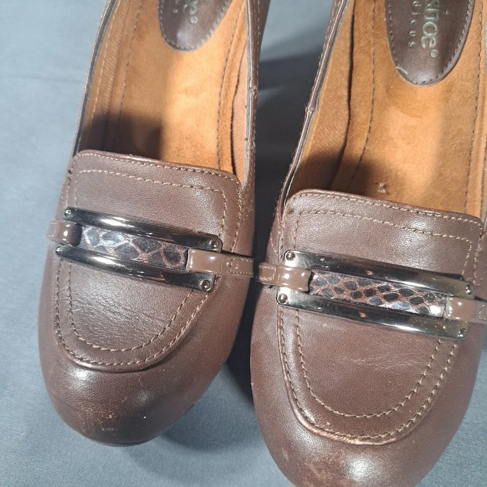 Softshoe by Medicus Brown Leather Loafer Pumps Block Heel Size‎ 6.5 Office